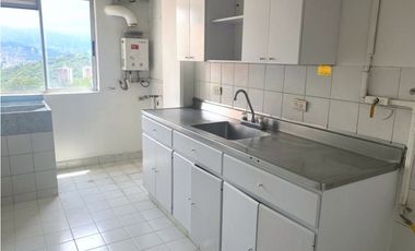 Apartamento en venta en Medellín sector Robledo parte baja