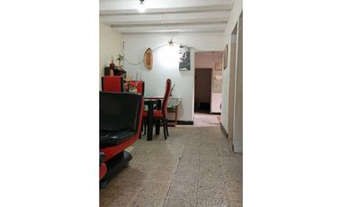 SE VENDE CASA BARRIO ZAPAMANGA 3 ETAPA USADA