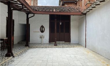 Casa en venta en Amagá sector Parque principal
