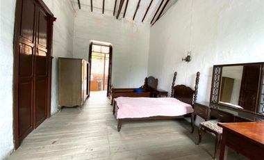 Casa en venta en Amagá sector Parque principal