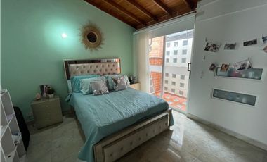 VENTA DE AMPLIA CASA EN ITAGUI - SECTOR SURAMERICA