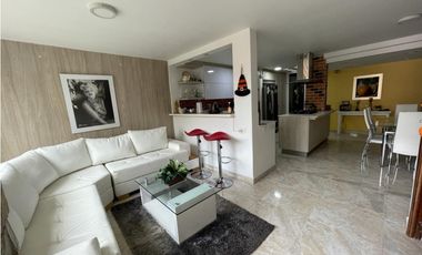VENTA DE AMPLIA CASA EN ITAGUI - SECTOR SURAMERICA