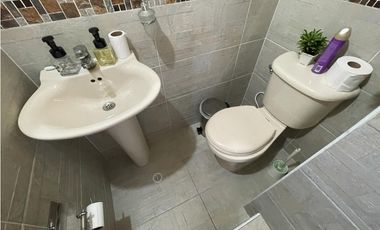 VENTA DE AMPLIA CASA EN ITAGUI - SECTOR SURAMERICA