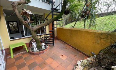 VENTA DE AMPLIA CASA EN ITAGUI - SECTOR SURAMERICA