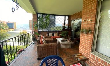Casa en venta en El Poblado sector El Tesoro