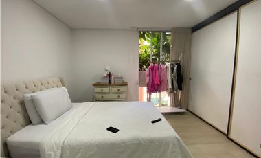 Apartamento en venta en Laureles sector Santa Teresita