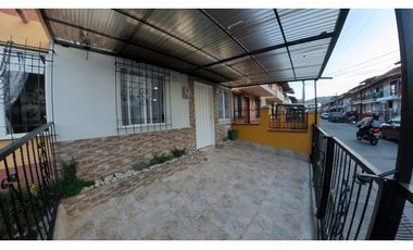 VENTA CASA 102 mts2 LA CEJA SECTOR LA ALDEA - D