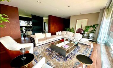 Vendo exclusivo y lujoso apartamento en La cola del Zorro el Poblado