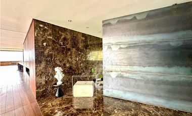 Vendo exclusivo y lujoso apartamento en La cola del Zorro el Poblado