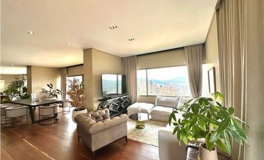 Vendo exclusivo y lujoso apartamento en La cola del Zorro el Poblado