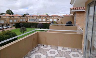 Hermosa casa esquinera para venta en Chía