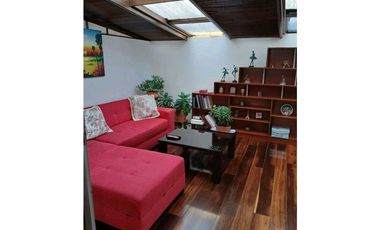 Hermosa casa esquinera para venta en Chía