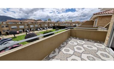 Hermosa casa esquinera para venta en Chía