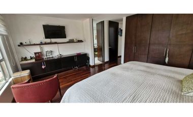 Hermosa casa esquinera para venta en Chía