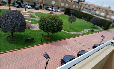 Hermosa casa esquinera para venta en Chía