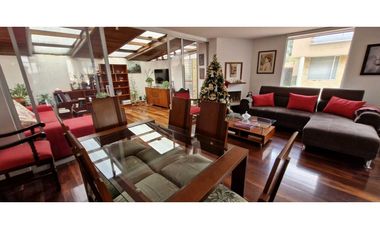 Hermosa casa esquinera para venta en Chía