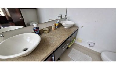 Hermosa casa esquinera para venta en Chía