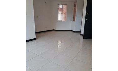 Apartamento en conjunto cerrado en venta Barrio El Refugio Cali Valle