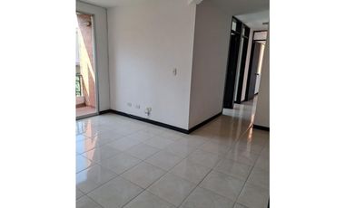 Apartamento en conjunto cerrado en venta Barrio El Refugio Cali Valle