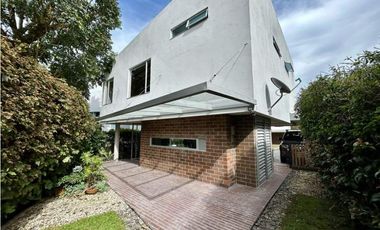 Casa para la Venta en El Retiro Antioquia