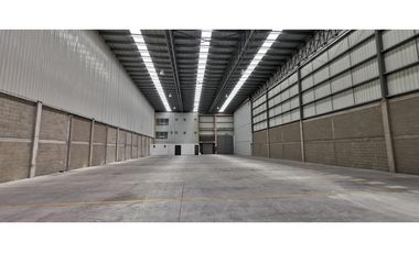 Vendo Bodega Autopista Medellín 1.500 M2
