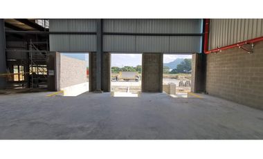 Arrendamiento de Bodegas Logísticas Auto Medellín 5012 M2