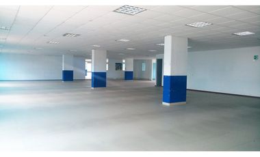 Arriendo Oficinas en Autopista Medellín