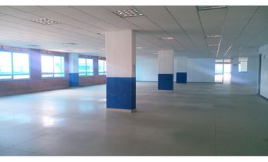 Arriendo Oficinas en Autopista Medellín