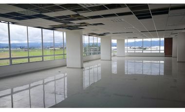 Arriendo Edificio en la Autopista Medellín