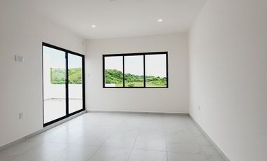 Casa en VENTA con recamara en planta baja Fracc LOMAS DE LA RIOJA
