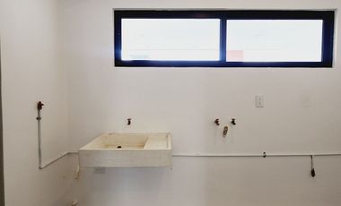 Casa en VENTA con recamara en planta baja Fracc LOMAS DE LA RIOJA