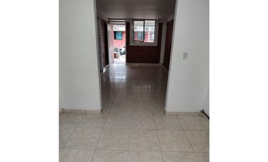 Casa de dos pisos en venta Santa Elena El Cerrito Valle Colombia