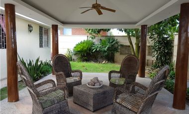 Vendo casa usada ciudad jardin