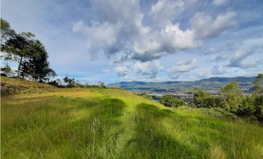 Venta de Lote con Hermosa vista a la Ceja