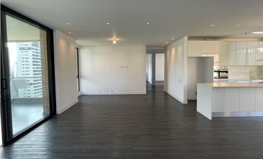 Apartamento en Arriendo Los Balsos Medellín