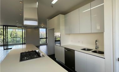 Apartamento en Arriendo Los Balsos Medellín