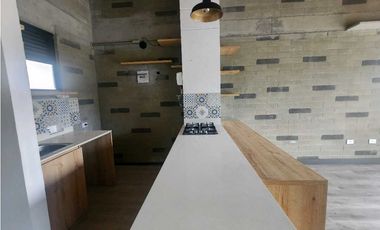 Aparta estudio en Urbanización cerrada a la venta