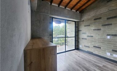 Aparta estudio en Urbanización cerrada a la venta