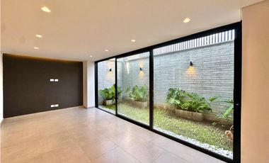 CASA PARA ESTRENAR EN RIONEGRO