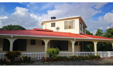 Vendo casa campestre en Apiay Villavicencio
