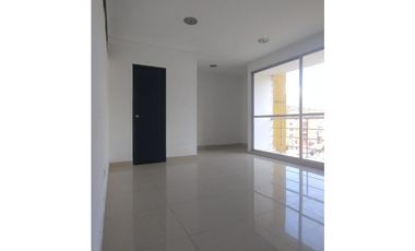 Arriendo y vendo Oficina Centro Comercial Estación Niquía