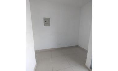 Arriendo y vendo Oficina Centro Comercial Estación Niquía