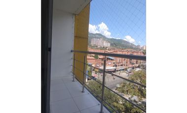 Arriendo y vendo Oficina Centro Comercial Estación Niquía