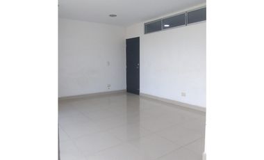 Arriendo y vendo Oficina Centro Comercial Estación Niquía