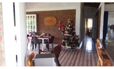 Casa de campo en venta / permuta - Santa Rosa de Tapias Guacarí Valle