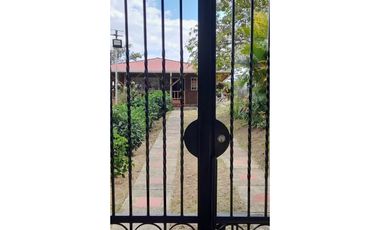 Casa de campo en venta / permuta - Santa Rosa de Tapias Guacarí Valle