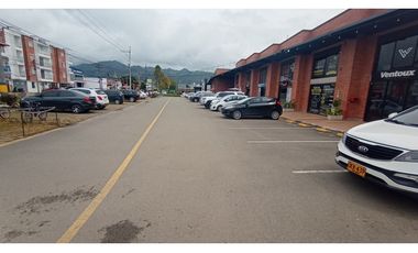 Venta de Locales Comerciales Mall La Ceja