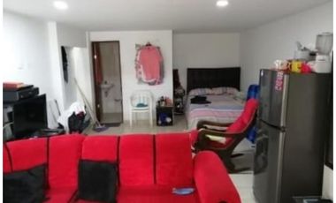 VENTA DE CASA TRIFAMILIAR EN EL B/ BUENAVISTA EN MONTERA