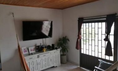 VENTA DE CASA TRIFAMILIAR EN EL B/ BUENAVISTA EN MONTERA