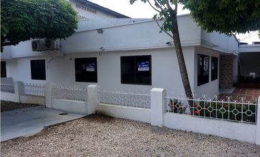 VENTA DE CASA TRIFAMILIAR EN EL B/ BUENAVISTA EN MONTERA